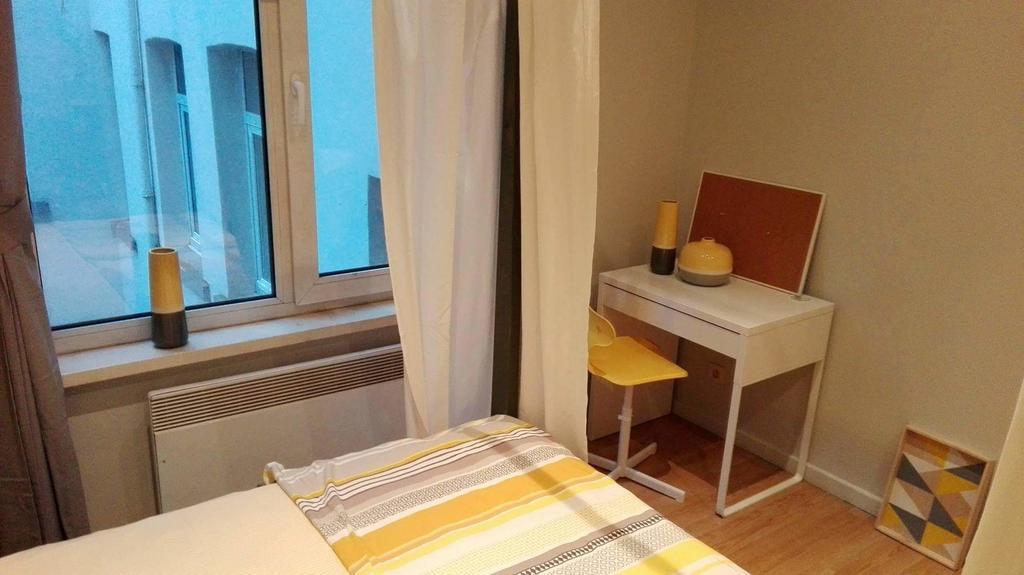 Central Yellow Apartment Brüksel Dış mekan fotoğraf